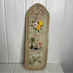 Vintage Smokey Mountains Souvenir Hanging Mail Organizer Woven Flamingo Flowers